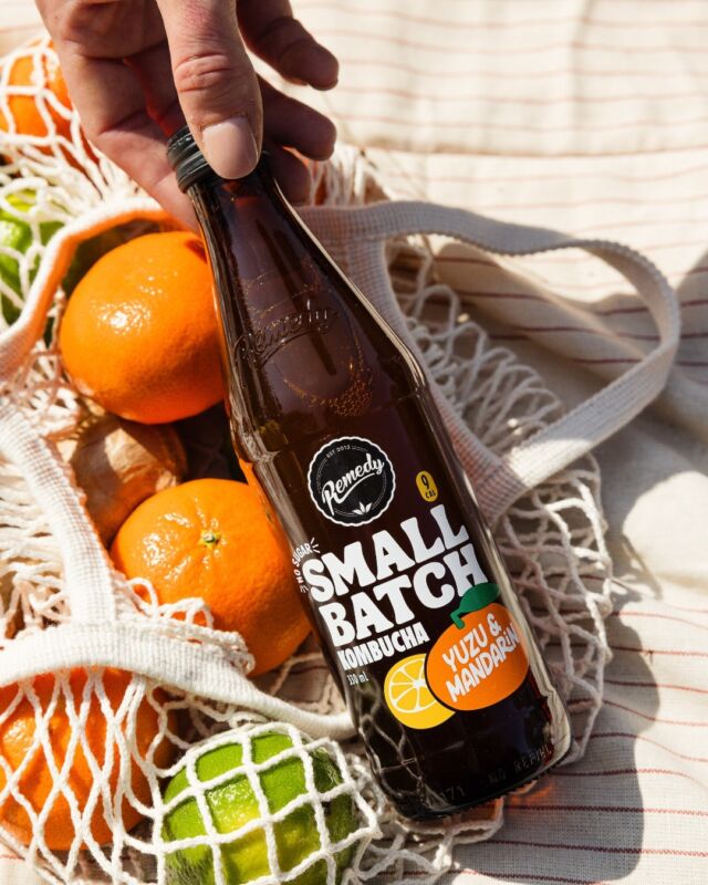 The secret is OUT. Small Batch is our brand spankin' new range of kombucha, born from a hearty love of fermentation and indulgent flaves 🤤

What makes 'em so small, you ask? They're brewed in small, huggable pots (literally, you can wrap your arms around them!) using high quality, all natural ingredients from around the world.

All three flaves out now at @colessupermarkets and online in Aus, and Lychee & Strawberry coming to shelves in @woolworths_nz very soon 👀